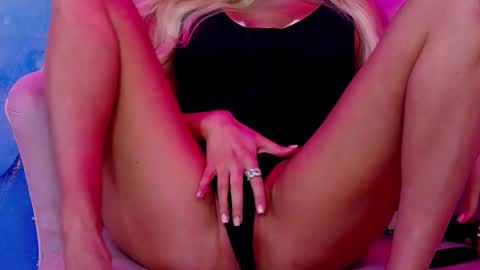 ClaraHazel online show from 02/28/25, 03:48