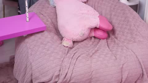 ClaraHazel online show from 11/09/25, 04:00