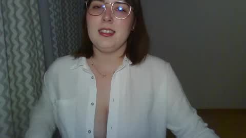 Clara online show from 04/15/26, 05:31