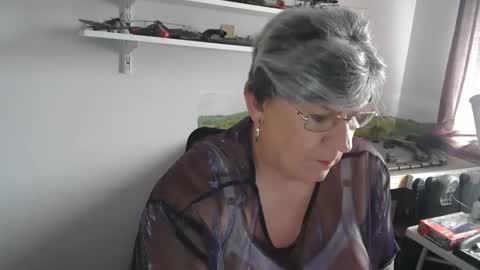 Snapshot of clarem chatting on 05/02/26, 12:10 clare nylons online show from 05/02/26, 12:10