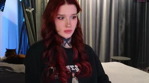 Snapshot of clarewoods chatting on 02/23/26, 03:48 Sophie online show from 02/23/26, 03:48