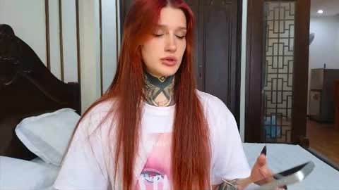 Sophie online show from 05/01/26, 03:55