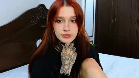 Sophie online show from 05/03/26, 04:13