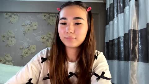 Yuna online show from 11/06/25, 11:00