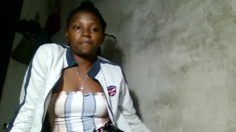 clarisse98 online show from 04/27/26, 03:48