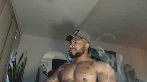 Snapshot of clark_strong chatting on 07/08/26, 11:37 clark_strong online show from 07/08/26, 11:37