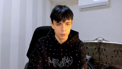 Snapshot of clarkbev chatting on 03/04/26, 06:19 Clark online show from 03/04/26, 06:19