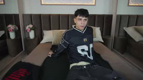 Snapshot of clarkbev chatting on 03/13/26, 07:37 Clark online show from 03/13/26, 07:37