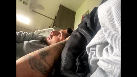 Snapshot of clarkshammer95 chatting on 02/24/25, 05:42 clarkshammer95 online show from 02/24/25, 05:42