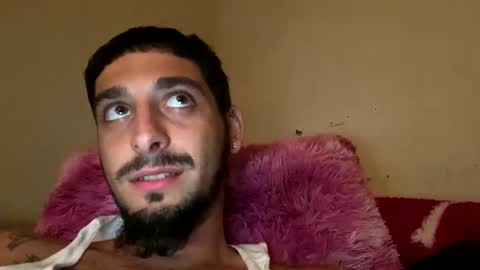 Snapshot of clarkshammer95 chatting on 02/28/25, 09:01 clarkshammer95 online show from 02/28/25, 09:01