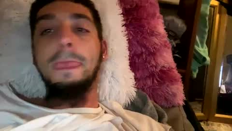 Snapshot of clarkshammer95 chatting on 03/06/25, 12:19 clarkshammer95 online show from 03/06/25, 12:19