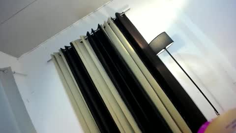 MIKAY OR MIKAH online show from 02/16/25, 08:44