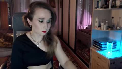 classyinna online show from 10/30/25, 06:59