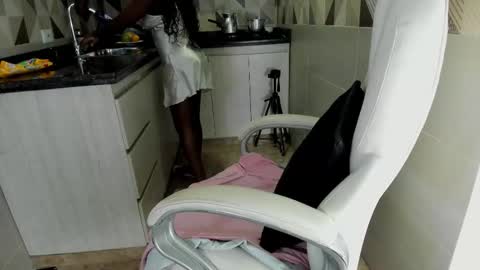 claudia198820 online show from 11/18/25, 12:31