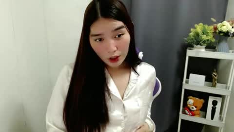 Snapshot of claudia_slut chatting on 10/19/25, 11:11 Claudia online show from 10/19/25, 11:11