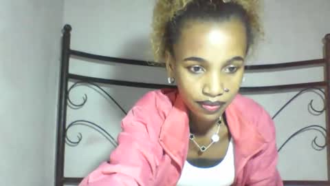 Snapshot of claudiannah chatting on 05/05/26, 05:32 claudianne online show from 05/05/26, 05:32