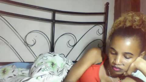 Snapshot of claudiannah chatting on 05/17/26, 03:52 claudianne online show from 05/17/26, 03:52