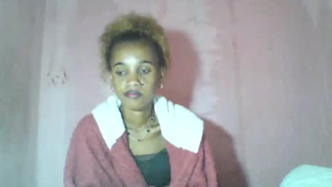 Snapshot of claudiannah chatting on 06/05/26, 06:42 claudianne online show from 06/05/26, 06:42