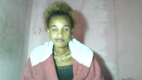 Snapshot of claudiannah chatting on 06/08/26, 05:24 claudianne online show from 06/08/26, 05:24