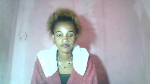 Snapshot of claudiannah chatting on 06/09/26, 05:30 claudianne online show from 06/09/26, 05:30