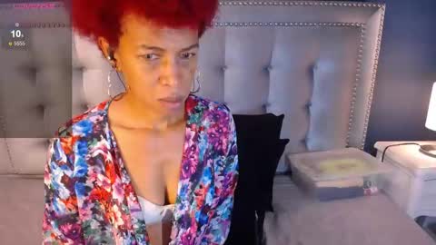 Anastasia Owen online show from 01/04/25, 08:05