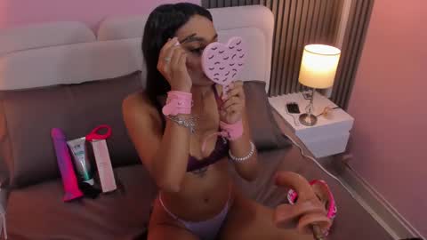 clauwdeen  wolf online show from 10/01/25, 08:37