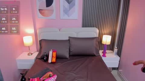 Snapshot of clawdeen__wolf chatting on 12/19/25, 07:54 clauwdeen wolf online show from 12/19/25, 07:54