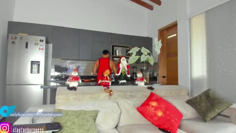 Snapshot of claytonburgues chatting on 12/12/24, 10:20 claytonburgues online show from 12/12/24, 10:20