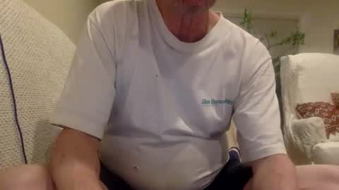 Snapshot of cleancutjake chatting on 04/02/26, 04:10 cleancutjake online show from 04/02/26, 04:10