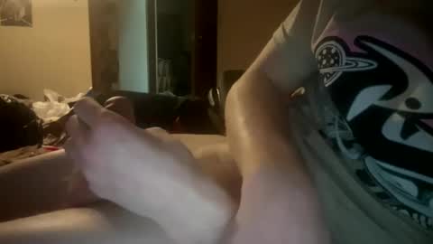 Snapshot of cleatus27 chatting on 01/04/25, 04:33 cleatus27 online show from 01/04/25, 04:33