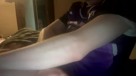 Snapshot of cleatus27 chatting on 02/03/25, 01:52 cleatus27 online show from 02/03/25, 01:52