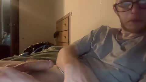 Snapshot of cleatus27 chatting on 06/07/26, 04:05 cleatus27 online show from 06/07/26, 04:05