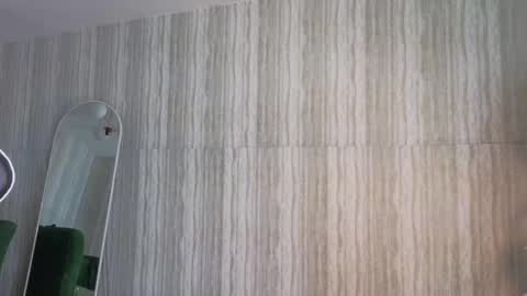 Snapshot of clementine_t chatting on 11/26/25, 12:28 Clementine online show from 11/26/25, 12:28