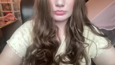 Snapshot of clementinethemilkmaid chatting on 11/05/25, 08:09 clementinethemilkmaid online show from 11/05/25, 08:09