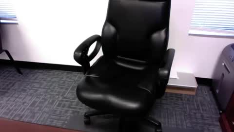 clemike69 online show from 11/04/25, 05:56