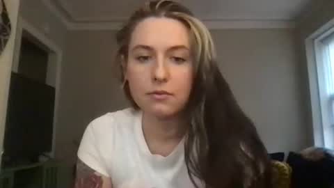 Snapshot of clemmy6699 chatting on 11/19/25, 09:15 clemmy and bane online show from 11/19/25, 09:15