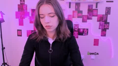 Snapshot of cleo_cool chatting on 03/14/26, 09:48 ur Cleo online show from 03/14/26, 09:48