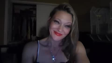 Snapshot of cleoscorner chatting on 03/24/26, 03:11 Cleo online show from 03/24/26, 03:11