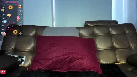 Snapshot of cleosexxx chatting on 06/11/26, 06:39 cleo y maikol online show from 06/11/26, 06:39