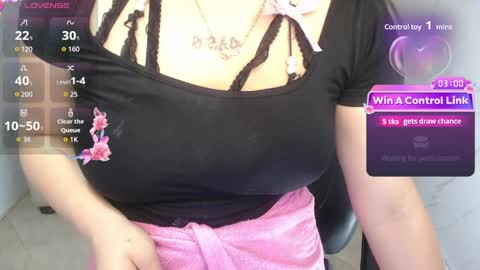 Clhoe online show from 05/13/26, 08:06