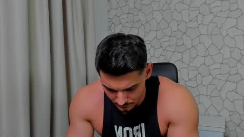 Snapshot of clintmasterss chatting on 02/18/25, 04:16 ClintMasterss online show from 02/18/25, 04:16