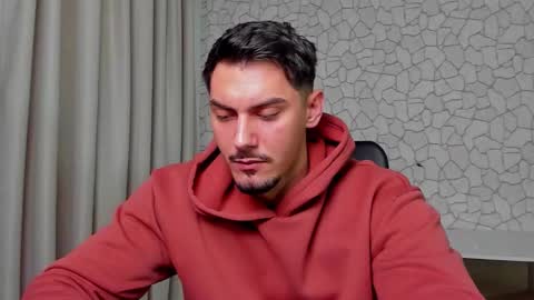 Snapshot of clintmasterss chatting on 12/18/25, 07:03 ClintMasterss online show from 12/18/25, 07:03