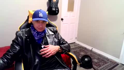 Snapshot of clintwood12 chatting on 12/13/24, 07:15 chad online show from 12/13/24, 07:15