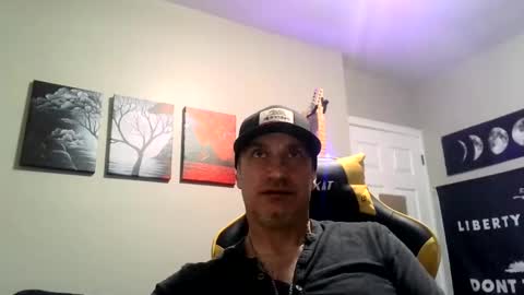 Snapshot of clintwood12 chatting on 12/17/24, 06:56 chad online show from 12/17/24, 06:56