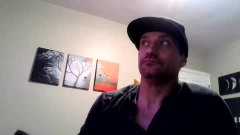 Snapshot of clintwood12 chatting on 12/22/24, 07:44 chad online show from 12/22/24, 07:44