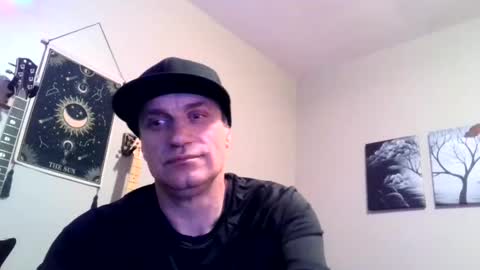 Snapshot of clintwood12 chatting on 01/21/25, 09:03 chad online show from 01/21/25, 09:03