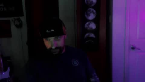 Snapshot of clintwood12 chatting on 03/26/26, 06:19 chad online show from 03/26/26, 06:19