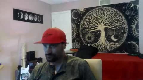 Snapshot of clintwood12 chatting on 05/14/26, 09:43 chad online show from 05/14/26, 09:43