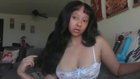 High Queen Clio online show from 03/10/25, 11:16