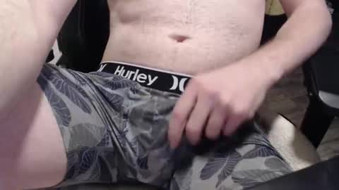 Snapshot of cliqueclique chatting on 02/28/26, 07:04 CliqueClique online show from 02/28/26, 07:04